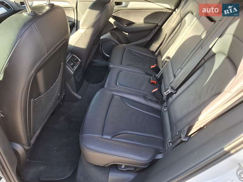 Внедорожник / Кроссовер Audi Q5 2016 в Луцке