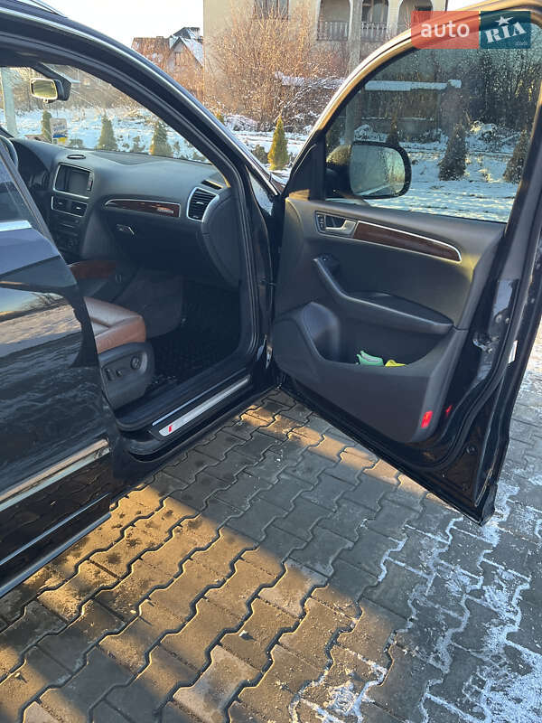 Внедорожник / Кроссовер Audi Q5 2011 в Львове