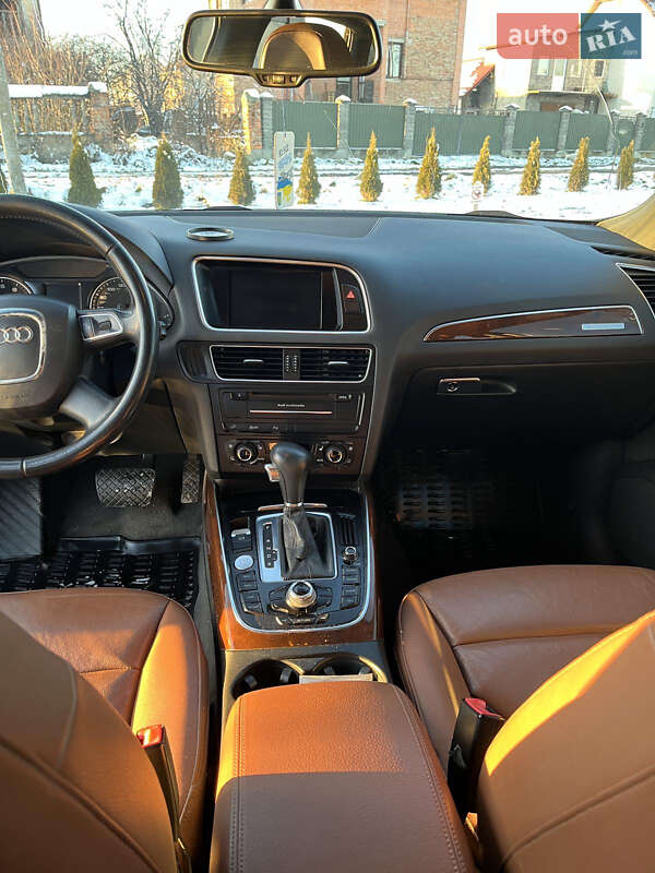 Внедорожник / Кроссовер Audi Q5 2011 в Львове