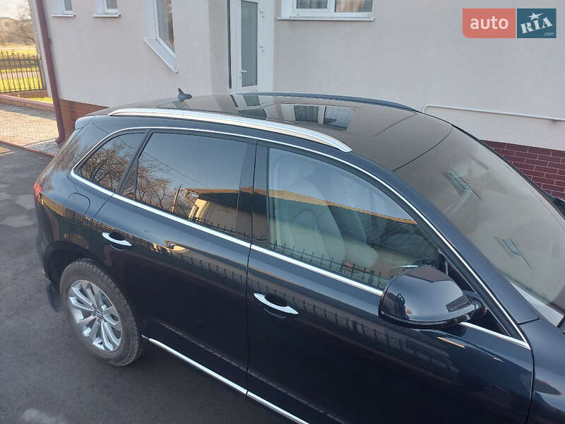 Позашляховик / Кросовер Audi Q5 2015 в Гусятині
