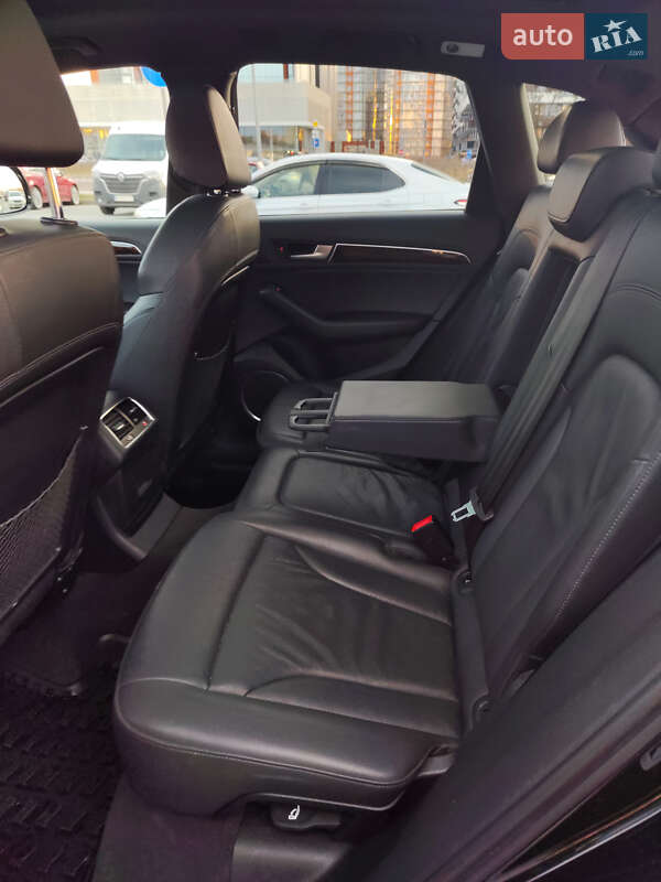 Внедорожник / Кроссовер Audi Q5 2015 в Львове