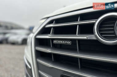 Внедорожник / Кроссовер Audi Q5 2017 в 