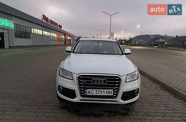 Внедорожник / Кроссовер Audi Q5 2014 в Нововолынске