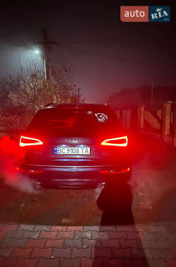 Позашляховик / Кросовер Audi Q5 2016 в 