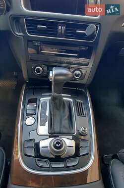 Внедорожник / Кроссовер Audi Q5 2015 в 