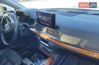 Позашляховик / Кросовер Audi Q5 2020 в Харкові