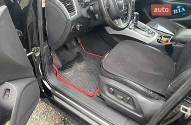 Внедорожник / Кроссовер Audi Q5 2009 в 