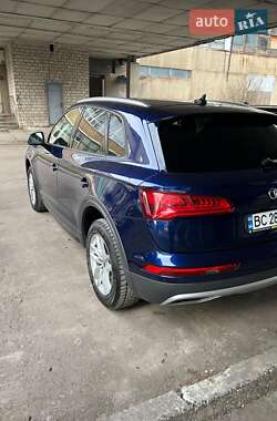 Позашляховик / Кросовер Audi Q5 2020 в Львові