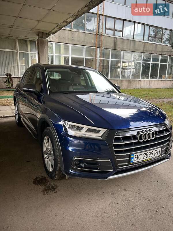 Внедорожник / Кроссовер Audi Q5 2020 в Львове