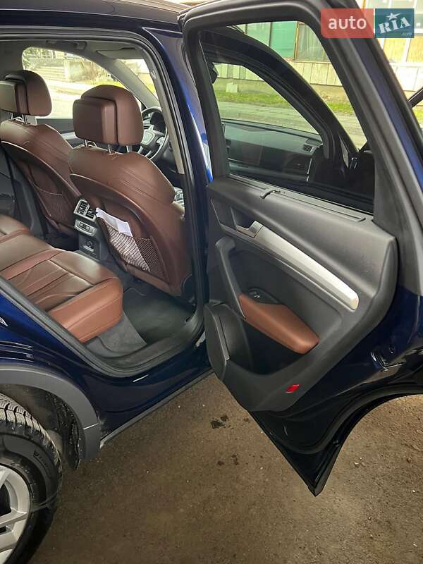 Внедорожник / Кроссовер Audi Q5 2020 в Львове