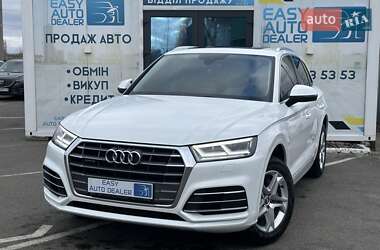 Позашляховик / Кросовер Audi Q5 2019 в Києві