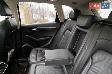 Внедорожник / Кроссовер Audi Q5 2011 в Киеве