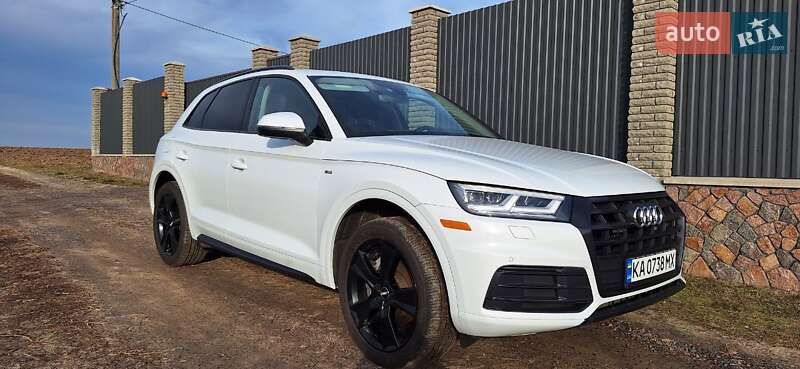 Внедорожник / Кроссовер Audi Q5 2019 в Фастове