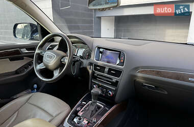 Позашляховик / Кросовер Audi Q5 2014 в 