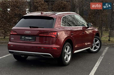 Внедорожник / Кроссовер Audi Q5 2020 в Киеве