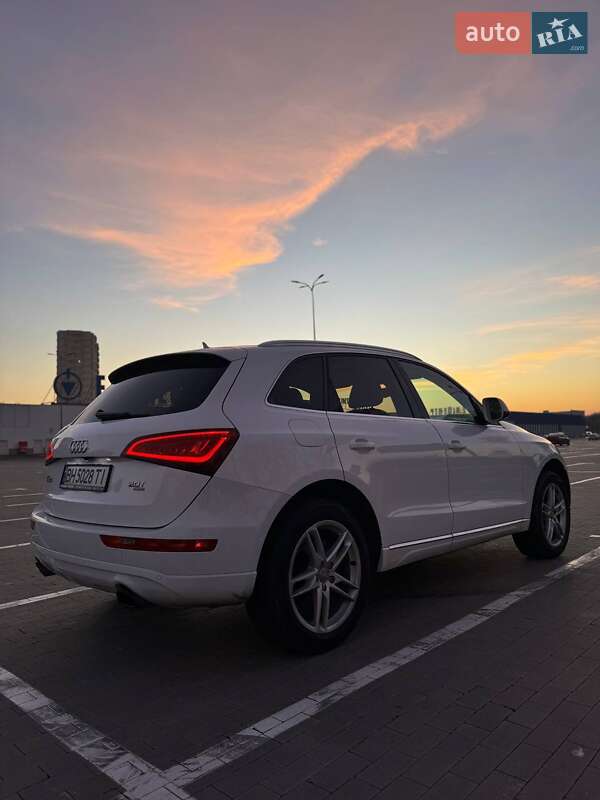 Позашляховик / Кросовер Audi Q5 2012 в Одесі