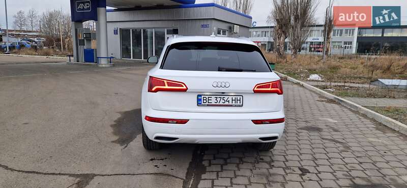 Внедорожник / Кроссовер Audi Q5 2019 в Николаеве