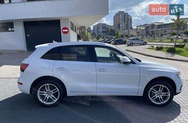 Позашляховик / Кросовер Audi Q5 2016 в Львові