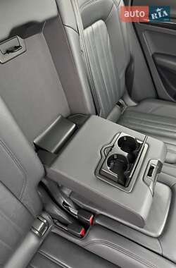 Внедорожник / Кроссовер Audi Q5 2018 в 