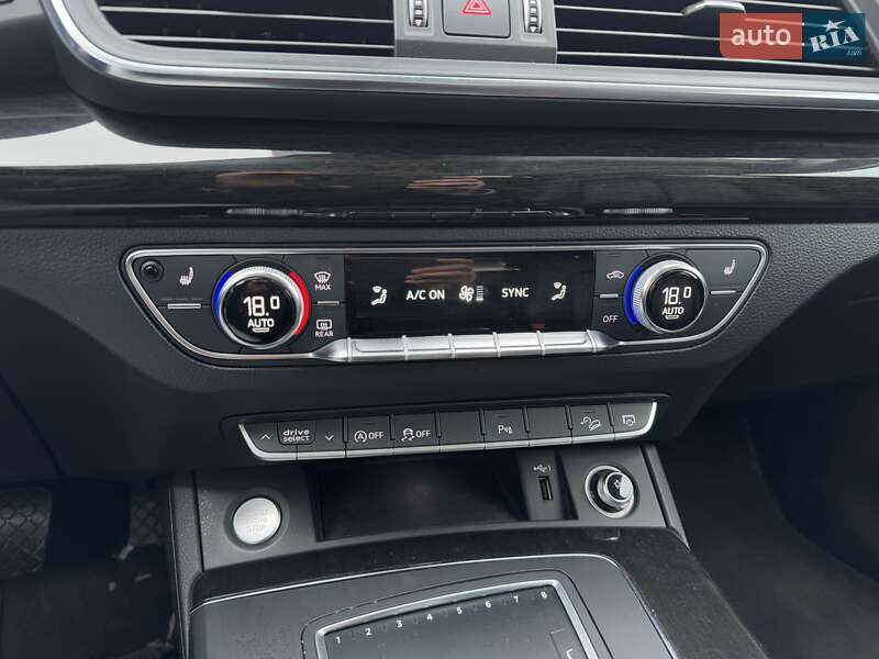 Внедорожник / Кроссовер Audi Q5 2018 в Львове