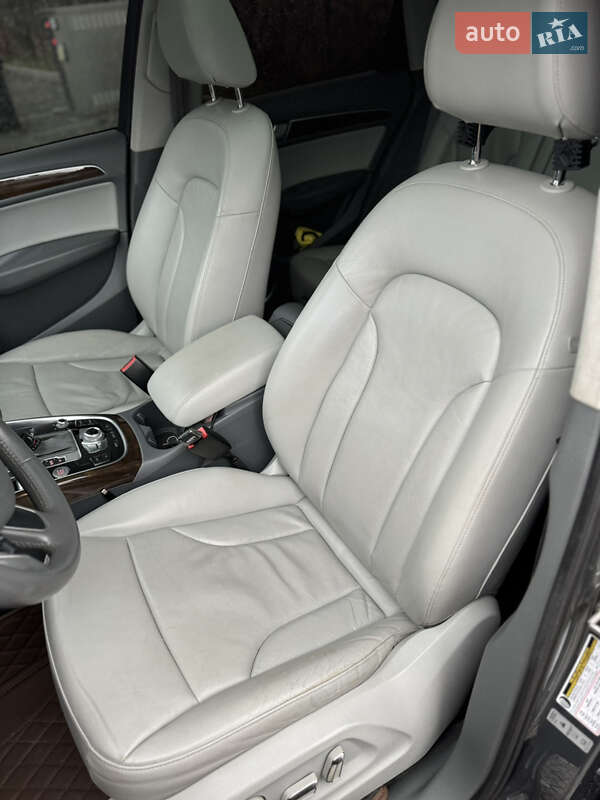 Внедорожник / Кроссовер Audi Q5 2013 в Великом Раковце