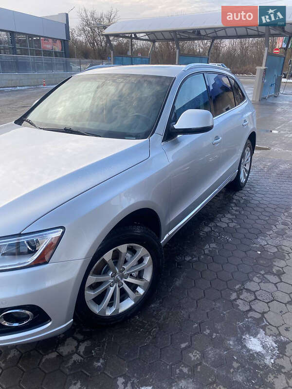 Внедорожник / Кроссовер Audi Q5 2014 в Луцке