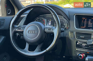 Внедорожник / Кроссовер Audi Q5 2015 в 