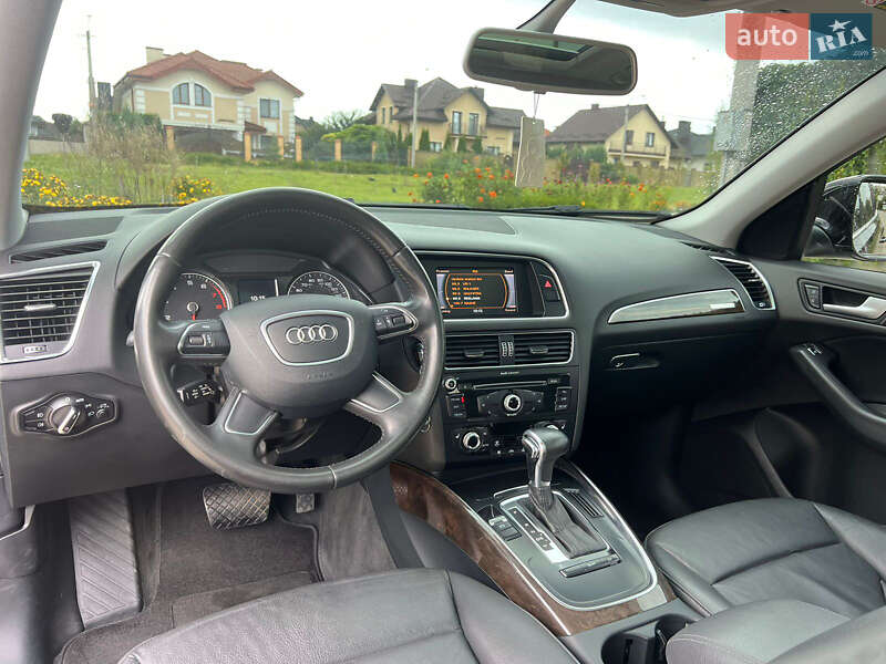 Внедорожник / Кроссовер Audi Q5 2012 в Ровно