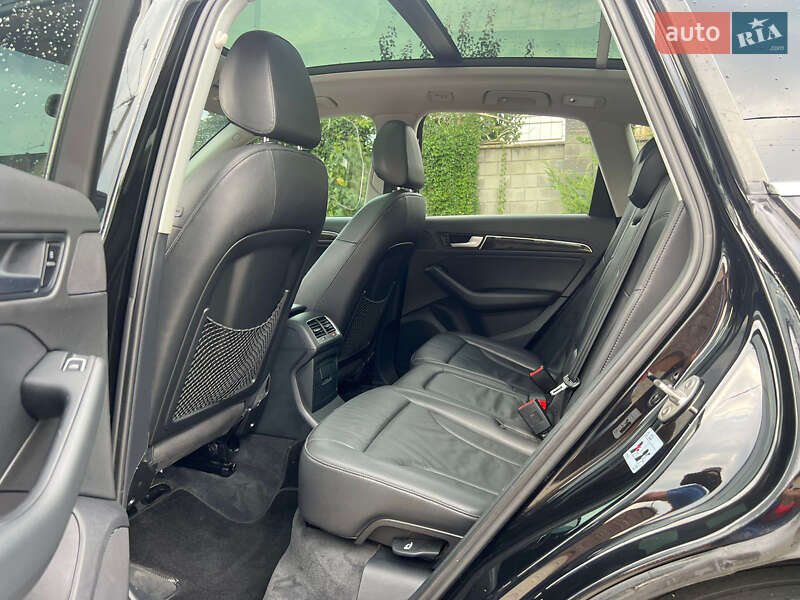Внедорожник / Кроссовер Audi Q5 2012 в Ровно