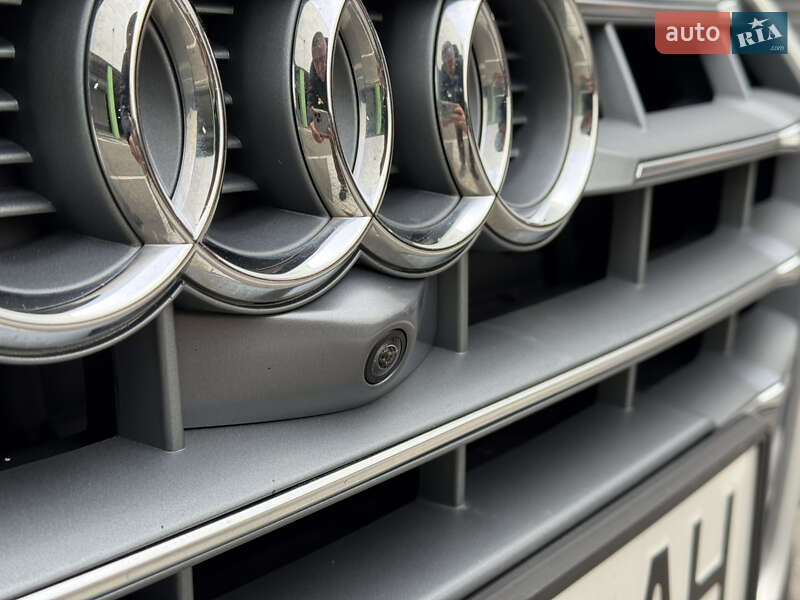 Позашляховик / Кросовер Audi Q5 2019 в Києві