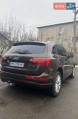 Внедорожник / Кроссовер Audi Q5 2011 в Радомышле