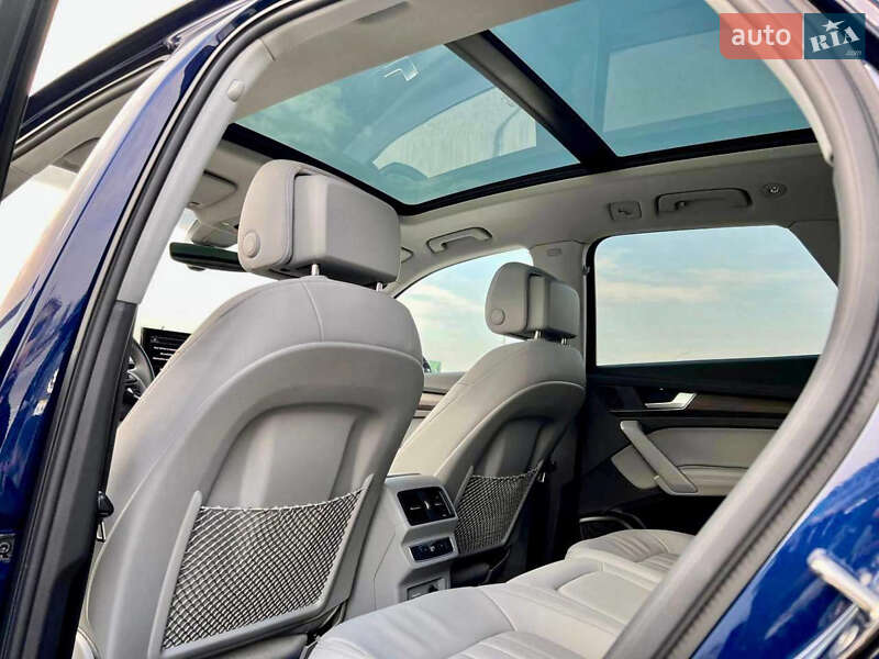 Позашляховик / Кросовер Audi Q5 2022 в Києві