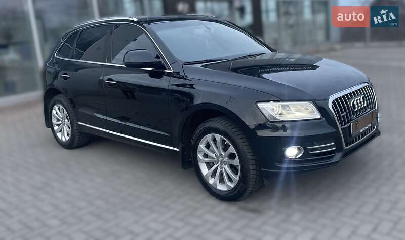 Позашляховик / Кросовер Audi Q5 2017 в Дніпрі