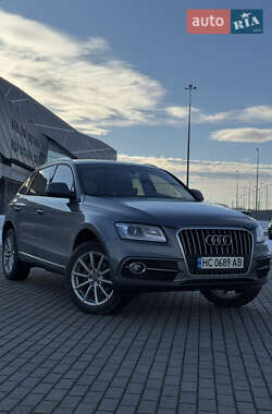 Внедорожник / Кроссовер Audi Q5 2015 в 