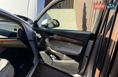 Внедорожник / Кроссовер Audi Q5 2022 в 