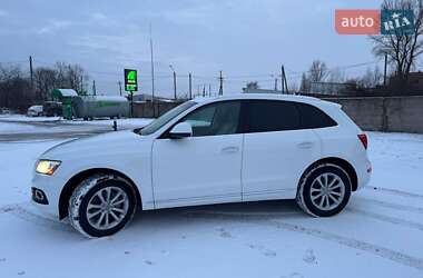 Позашляховик / Кросовер Audi Q5 2014 в Нововолинську