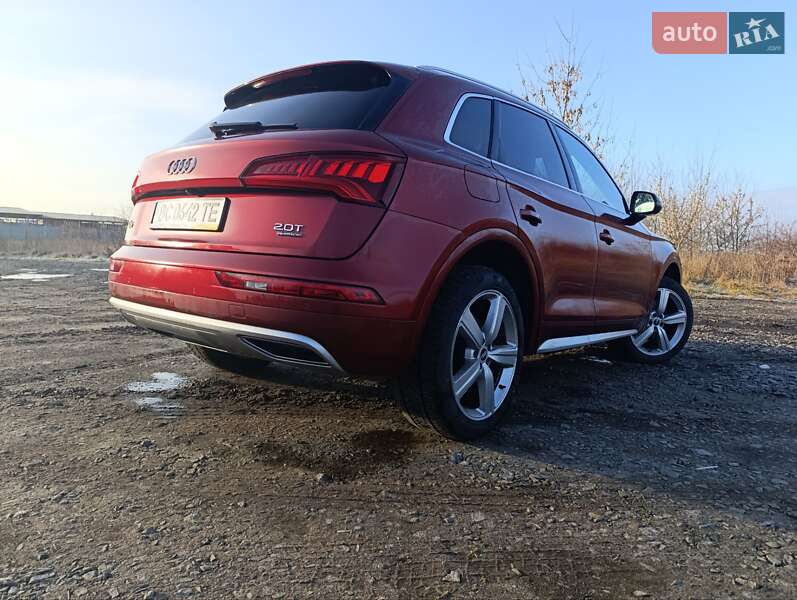 Внедорожник / Кроссовер Audi Q5 2018 в Новом Ярычеве