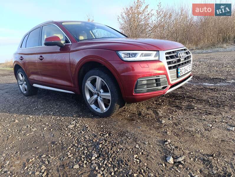 Внедорожник / Кроссовер Audi Q5 2018 в Новом Ярычеве