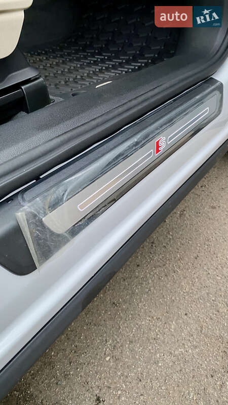 Внедорожник / Кроссовер Audi Q5 2022 в Киеве