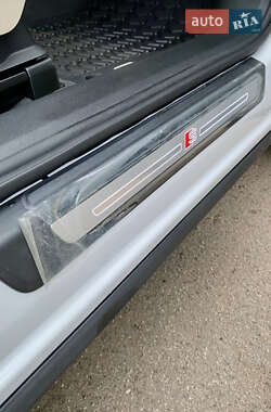 Позашляховик / Кросовер Audi Q5 2022 в 