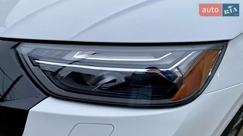 Внедорожник / Кроссовер Audi Q5 2022 в Киеве