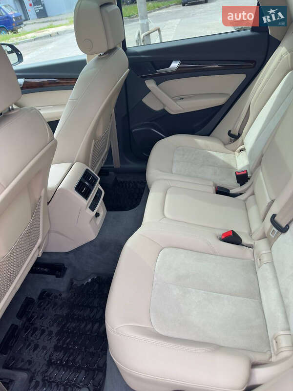 Внедорожник / Кроссовер Audi Q5 2017 в Львове фото 17 Внедорожник / Кроссовер Audi Q5 2017 в Львове