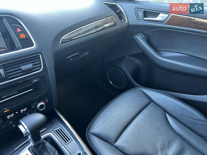 Позашляховик / Кросовер Audi Q5 2016 в Чернівцях