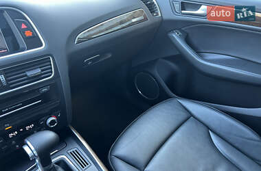 Позашляховик / Кросовер Audi Q5 2016 в 