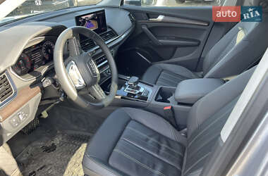 Внедорожник / Кроссовер Audi Q5 2022 в 