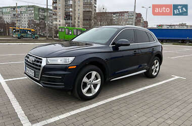 Внедорожник / Кроссовер Audi Q5 2019 в Сумах