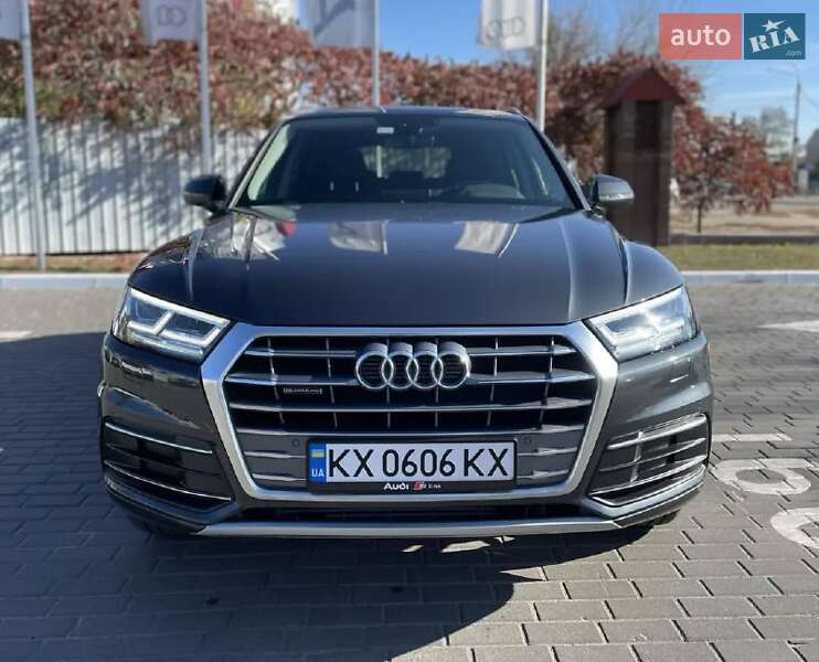 Внедорожник / Кроссовер Audi Q5 2019 в Львове