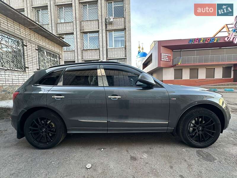 Внедорожник / Кроссовер Audi Q5 2014 в Днепре