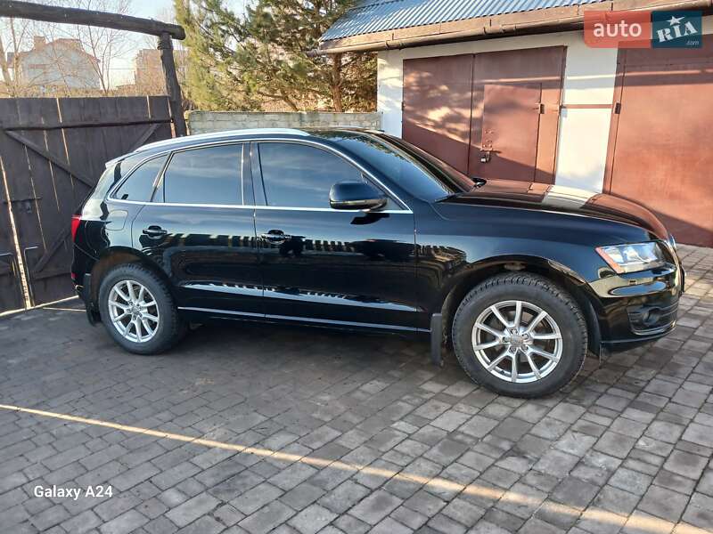 Внедорожник / Кроссовер Audi Q5 2010 в Львове