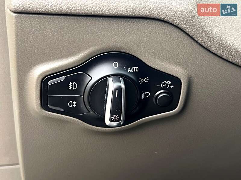 Внедорожник / Кроссовер Audi Q5 2017 в Киеве